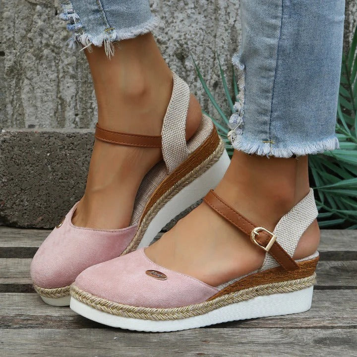 Comfortabele orthopedische sandalen voor dames, ondersteunen voetgezondheid, ideaal voor casual zomerlooks.