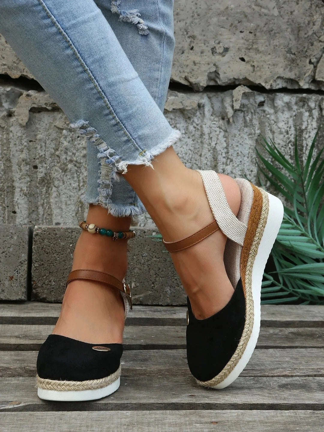 Stijlvolle dames orthopedische sandalen, bieden ultiem comfort en ondersteuning de hele dag door.