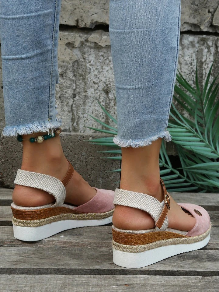 Dames orthopedische sandalen voor actieve vrouwen, comfortabel en trendy voor elke zomerwandeling.