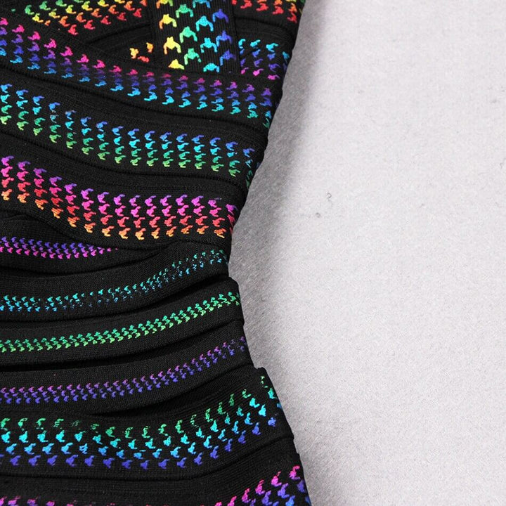 Levendige kleurrijke gestreepte bodycon minijurk voor dames, perfect als vrolijke festival jurk.