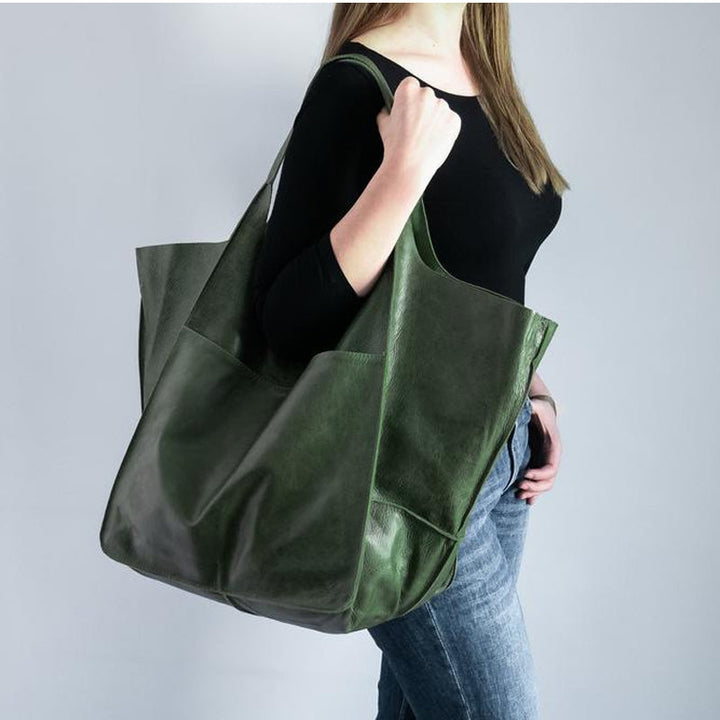 Extra grote elegante leren weekendtas met modern design in veelzijdige kleuren, perfecte dames tas.