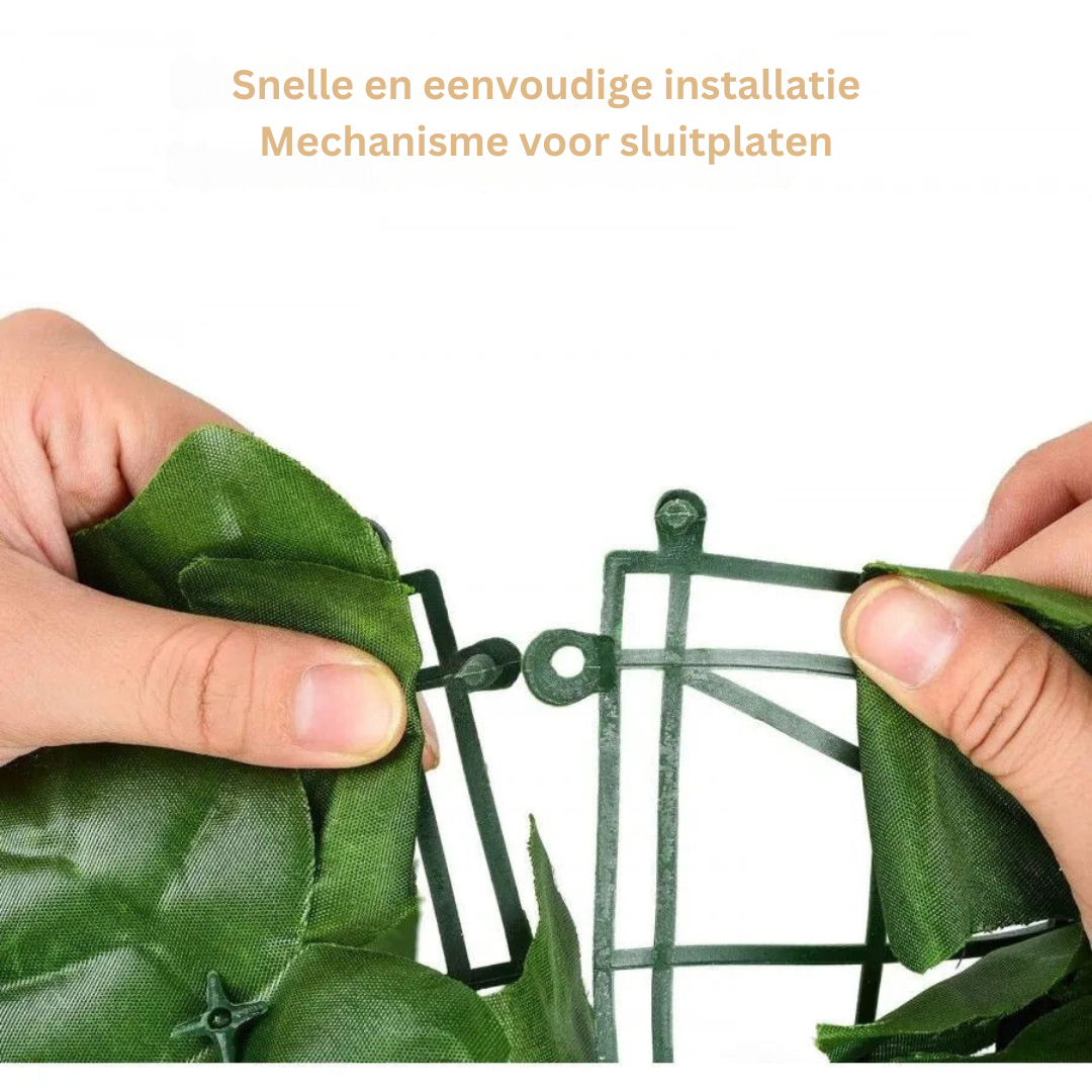 Flexibele realistische kunsthaag tuinafscheiding met klimopdecoratie, onderhoudsvrij en duurzaam.