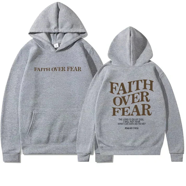 Uniseks hoodie met krachtige boodschap "Geloof Over Angst" uit Psalmen 118:6. Christelijke mode, relaxte pasvorm.