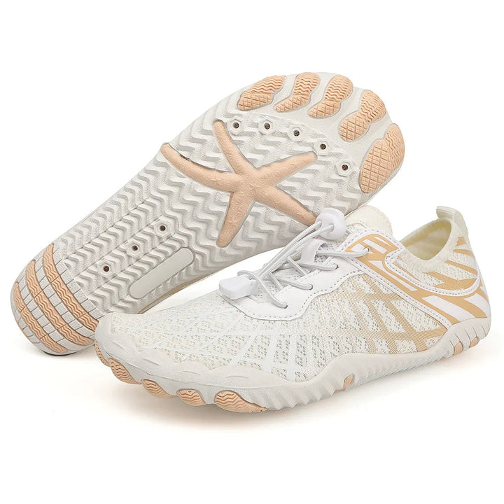Uniseks waterschoenen van lichtgewicht materiaal, perfect voor duiken en watersport.