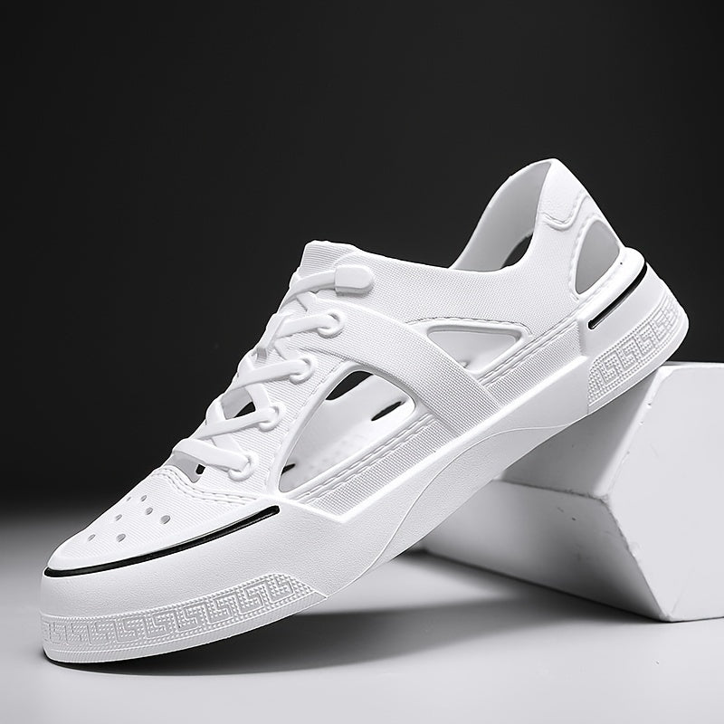 Duurzame aquaschoenen in sneakerstijl, sneldrogend materiaal voor optimale waterbeleving.