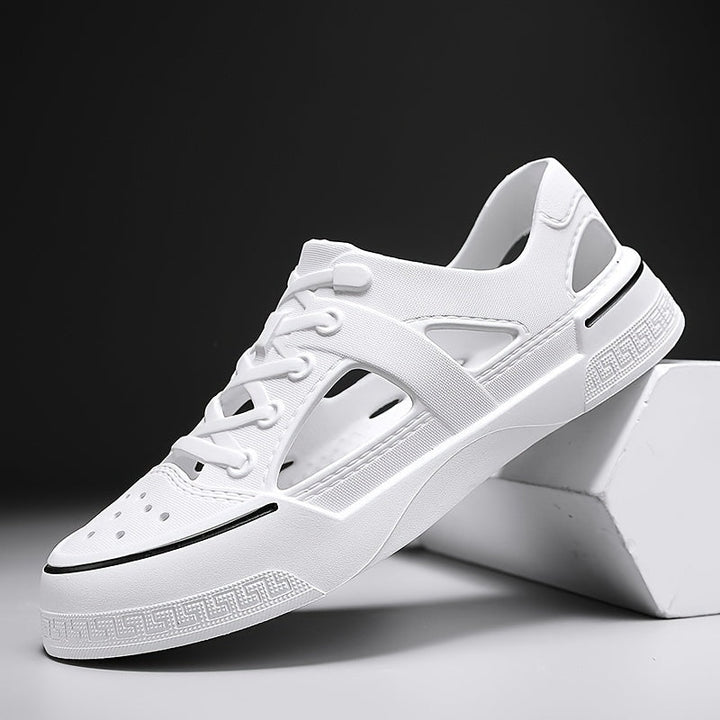 Duurzame aquaschoenen in sneakerstijl, sneldrogend materiaal voor optimale waterbeleving.
