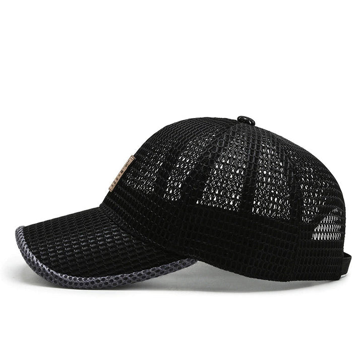 AeroBreeze unisex zomerpet, achterkant met verstelbare sluiting. Ademend design voor optimale verkoeling bij buitenactiviteiten.