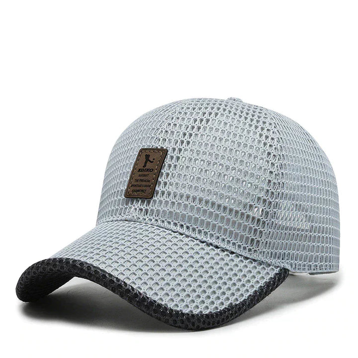 Veelzijdige unisex AeroBreeze cap met ademend vermogen, geschikt voor sport, strand en dagelijks gebruik. Verstelbaar en comfortabel.