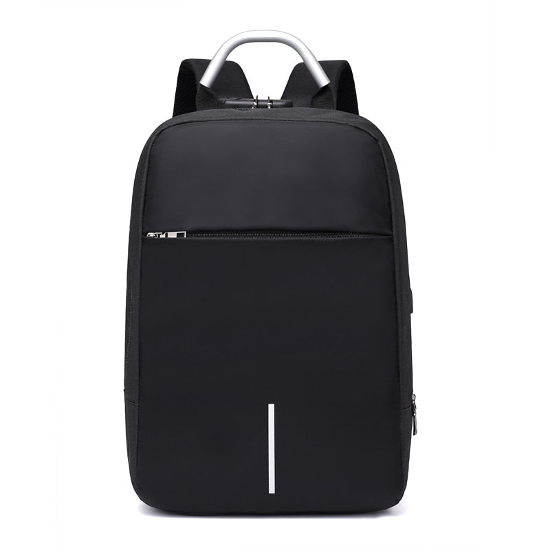 Duurzame SafeCarry bagage, een waterbestendige anti-diefstal rugzak voor al je reisavonturen.