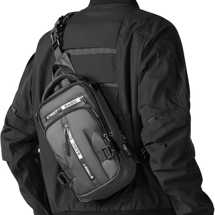 Moderne unisex crossbody tas met verstelbare band, geschikt voor urban avonturen en forenzen.