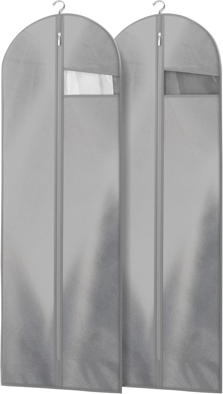 Detail van het heldere venster op de heavy-duty reiskledingzak met opbergvakken.