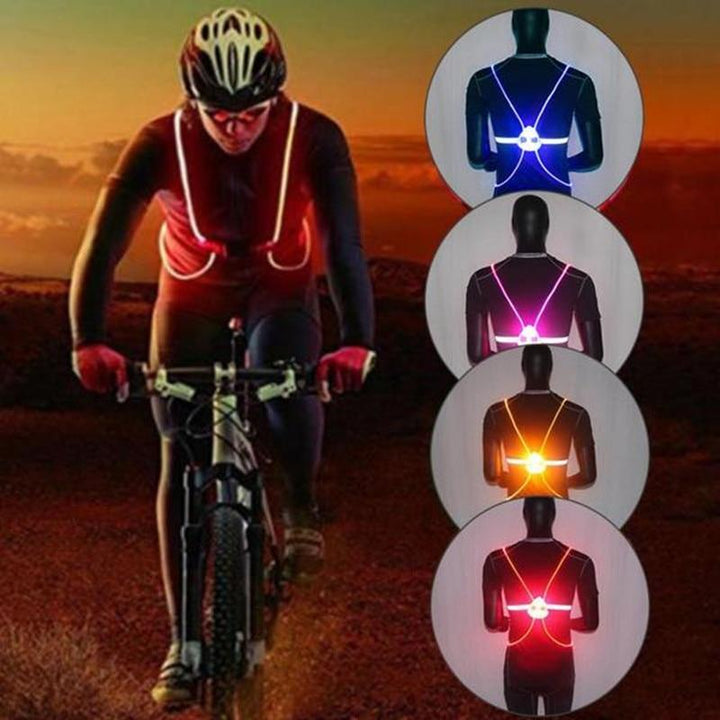 Veiligheidsvest met heldere LED-verlichting en reflectie; essentieel voor veiligheid bij fietsen en hardlopen in het donker.
