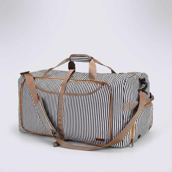 Duurzame waterafstotende LoadMate reistas. Ideale compacte sporttas of weekendtas met apart schoenenvak.
