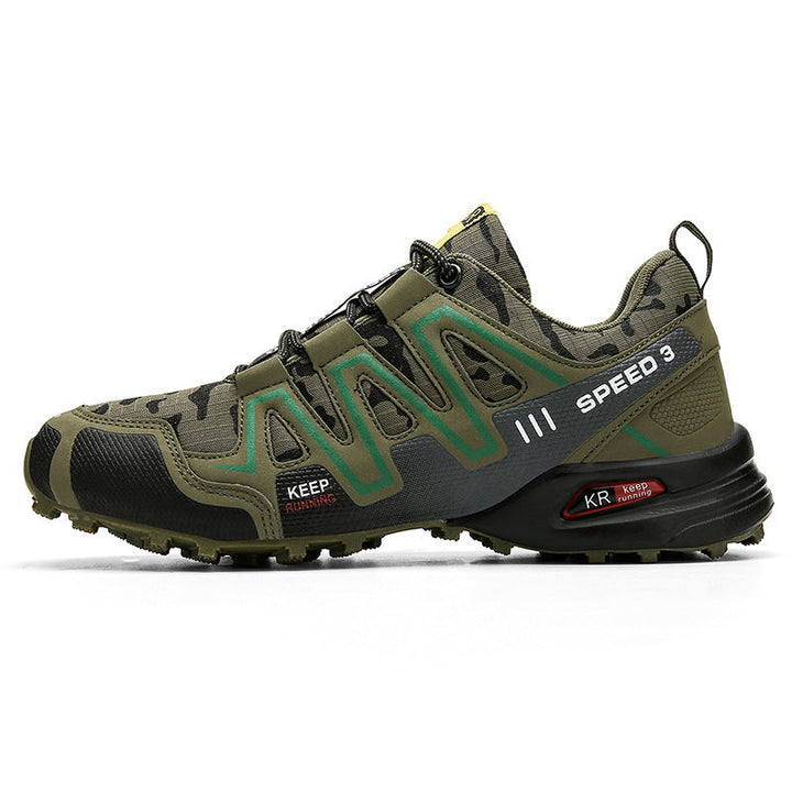 Gedetailleerde weergave van de TerraGrip unisex orthopedische hardloopschoen en wandelschoen, focus op de constructie en materialen.