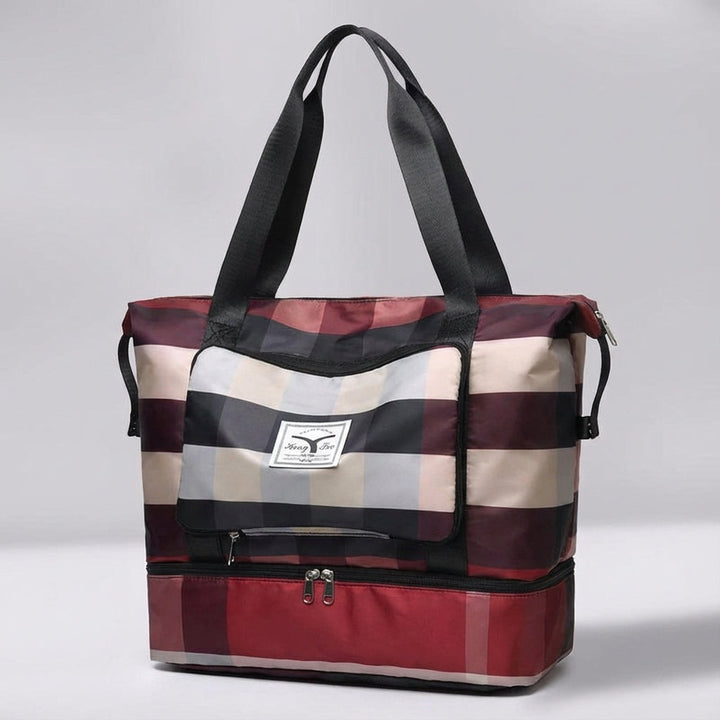 Veelzijdige unisex weekendtas met bodemvak, geschikt voor reizen, sport en als praktische opbergtas.