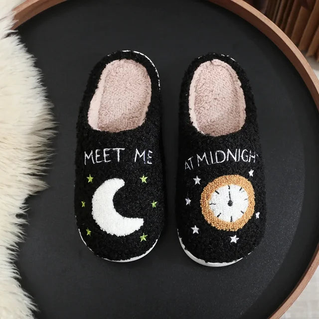 Unisex Swiftie pantoffels voor dames en heren. Comfortabele binnenslippers, perfect Swiftie cadeau.