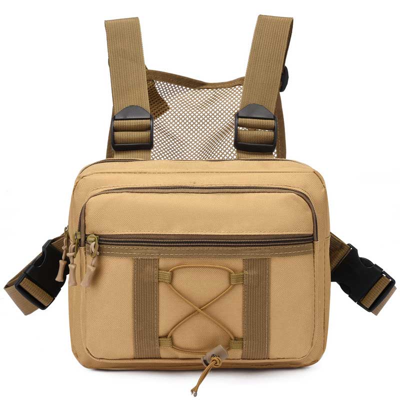 Sterke tactische borsttas met veel opbergruimte, ideaal voor wandelen, airsoft en festivals.