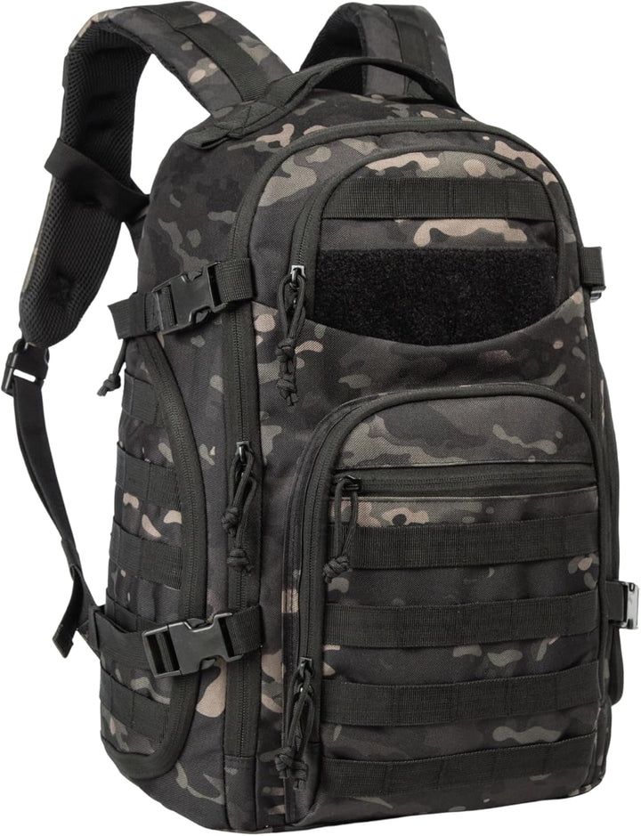 Unisex tactische rugzak 35L, ideaal voor outdoor, wandelen & kamperen met Molle systeem en laptopvak.
