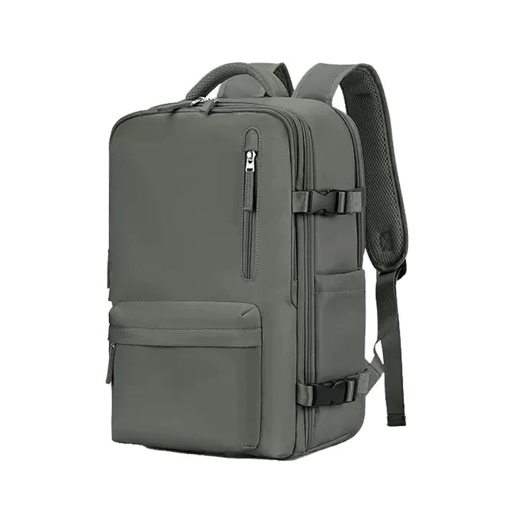 Binnenaanzicht van de georganiseerde compartimenten van de TrailSafe Pro rugzak, perfect voor al je benodigdheden.