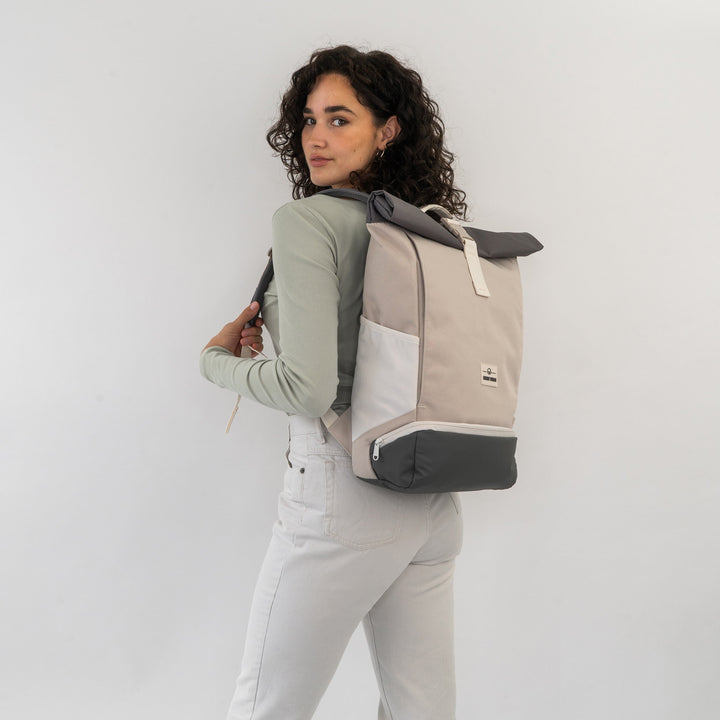 UrbanFlow laptoprugzak, ruimte voor een 15-inch laptop, boeken en persoonlijke items.