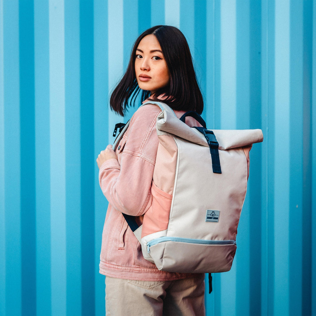 Multifunctionele UrbanFlow rolltop rugzak, perfect als handbagage of voor een weekendje weg.