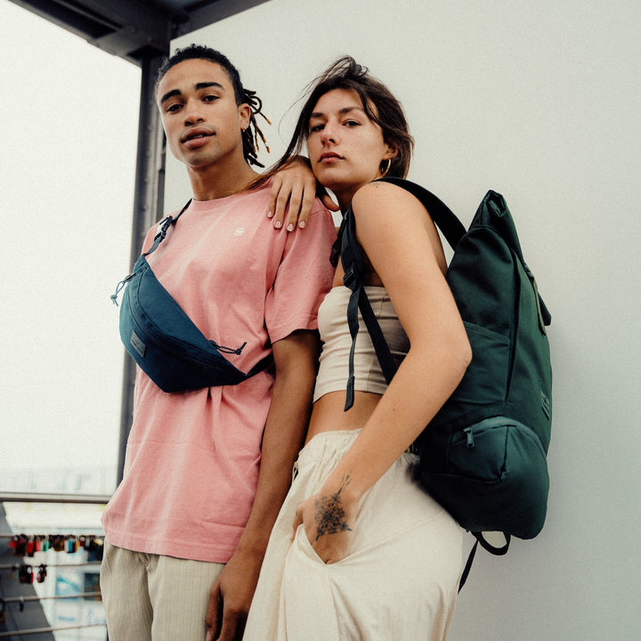 De UrbanFlow rolltop rugzak: georganiseerd en stijlvol van werk naar sportschool.