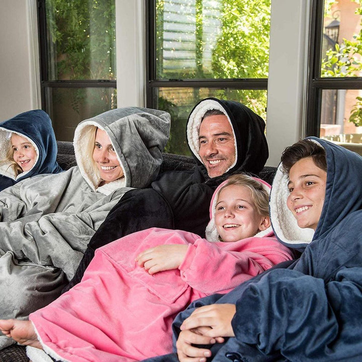 Heerlijk zachte dekenjas met capuchon, voor een warm en knus gevoel, perfect voor koude dagen.