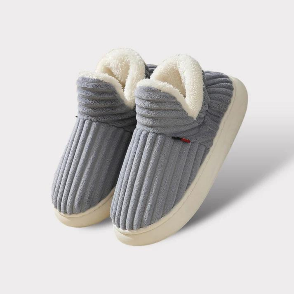 Unisex warme huisslippers van zacht materiaal, ideaal voor koude winterdagen en comfort thuis.