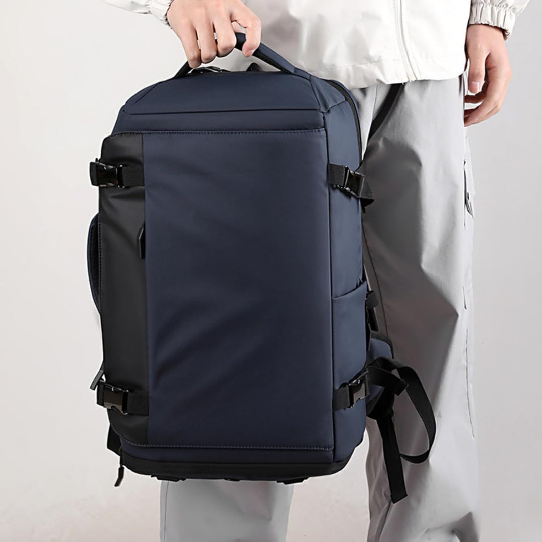 Unisex waterdichte 15 inch laptoprugzak, TrekPro, met USB-C poort. Ideaal voor werk, school en reizen als handbagage.