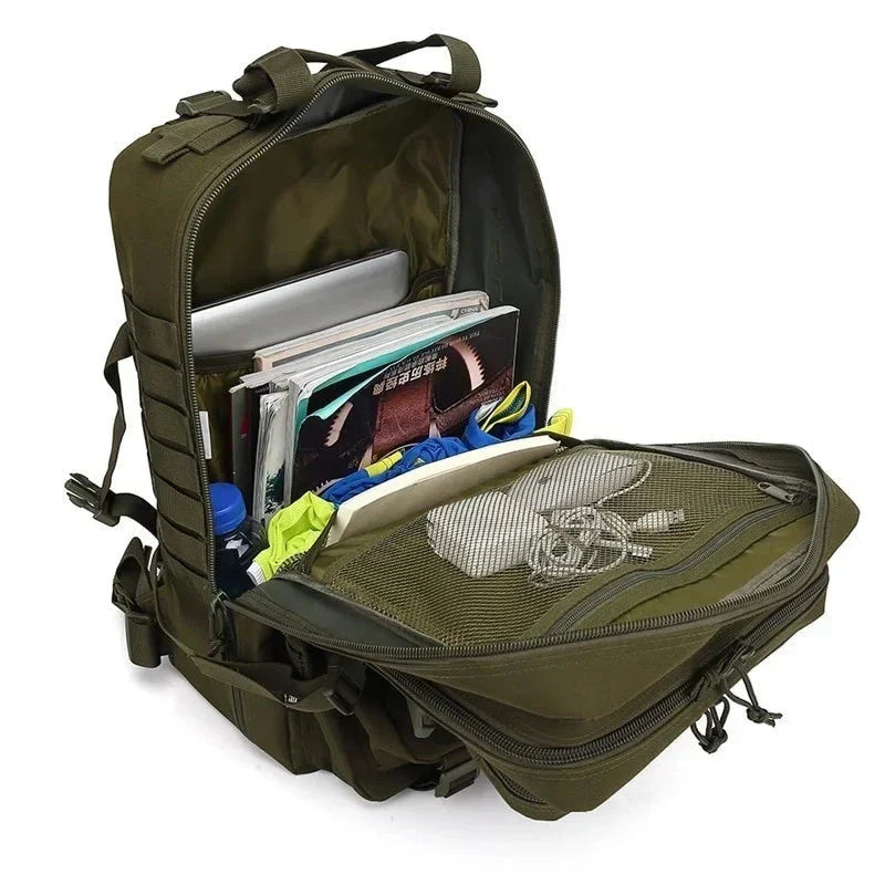 Praktische unisex 50 liter waterdichte rugzak voor avontuurlijke wandelingen en stedentrips.