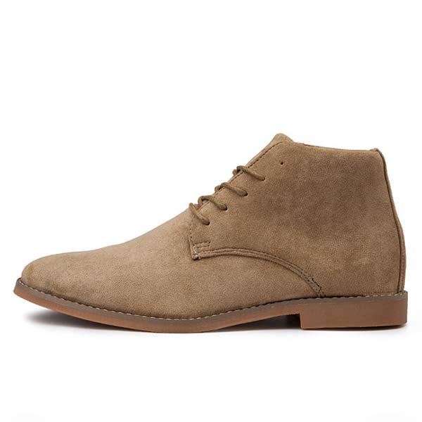 Comfortabele UrbanStride Classic halfhoge heren veterschoen. Ideaal voor dagelijks gebruik en een klassieke look.