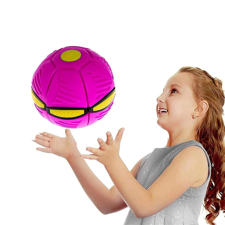 Buiten Transformeerbare Bal, speels ontwerp, verandert van schijf naar bal, felle kleuren, stevig, ideaal voor kinderen.