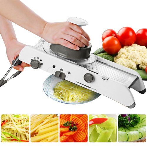 Veelzijdige roestvrijstalen groenteschaaf met scherp mes en ergonomische grip, perfect voor nauwkeurige keukensneden.