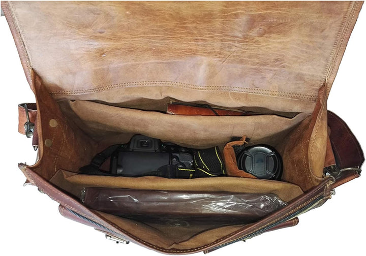 Duurzame vintage messenger tas van geitenleer; een functionele laptoptas, herentas of damestas voor werk en reis.