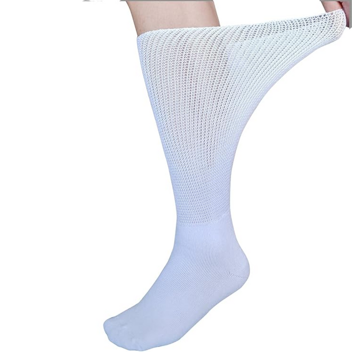 Paar VitalSox extra brede medische sokken voor diabetici & lymfoedeem; rekbaar en comfortabel voor brede voeten.