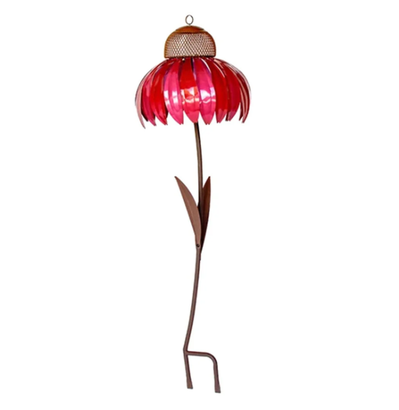 Decoratief vogelhuisje met bloemenpatroon, weerbestendig en biedt vogels bescherming in de tuin.
