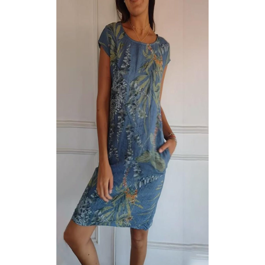 Vooraanzicht Margarita jurk, zomerjurk met ronde hals, comfortabel, stijlvol, elegant ontwerp