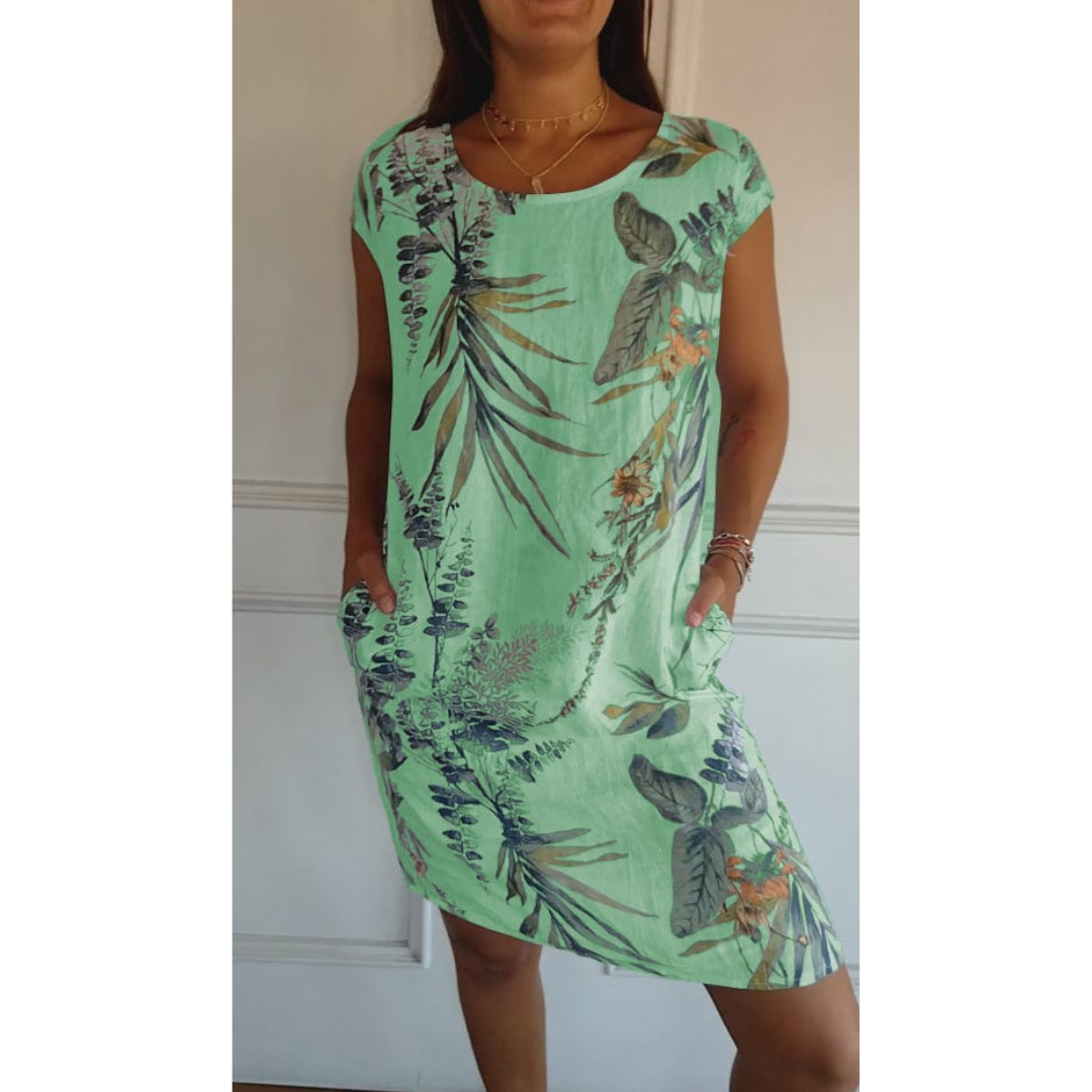 Vooraanzicht Margarita jurk, zomerjurk met ronde hals, comfortabel, stijlvol, elegant ontwerp