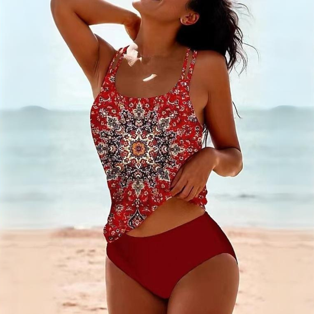 Comfortabele tankini set Livia: Vrolijke dames badkleding voor een ontspannen en stijlvolle zomervakantie.