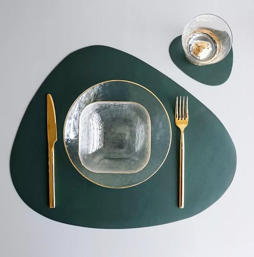 Moderne waterafstotende placemats van PU-leer. Hittebestendig, perfect voor eetkamer en dagelijks gebruik.