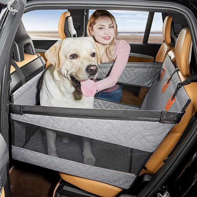 Waterdichte PupProtector Plus veiligheidsmat voor honden, beschermt autostoel. Comfortabel reizen voor je huisdier.