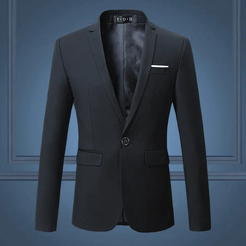 Witte herenblazer met een moderne snit, elegante uitstraling, die een slank silhouet benadrukt en veelzijdig te combineren is.