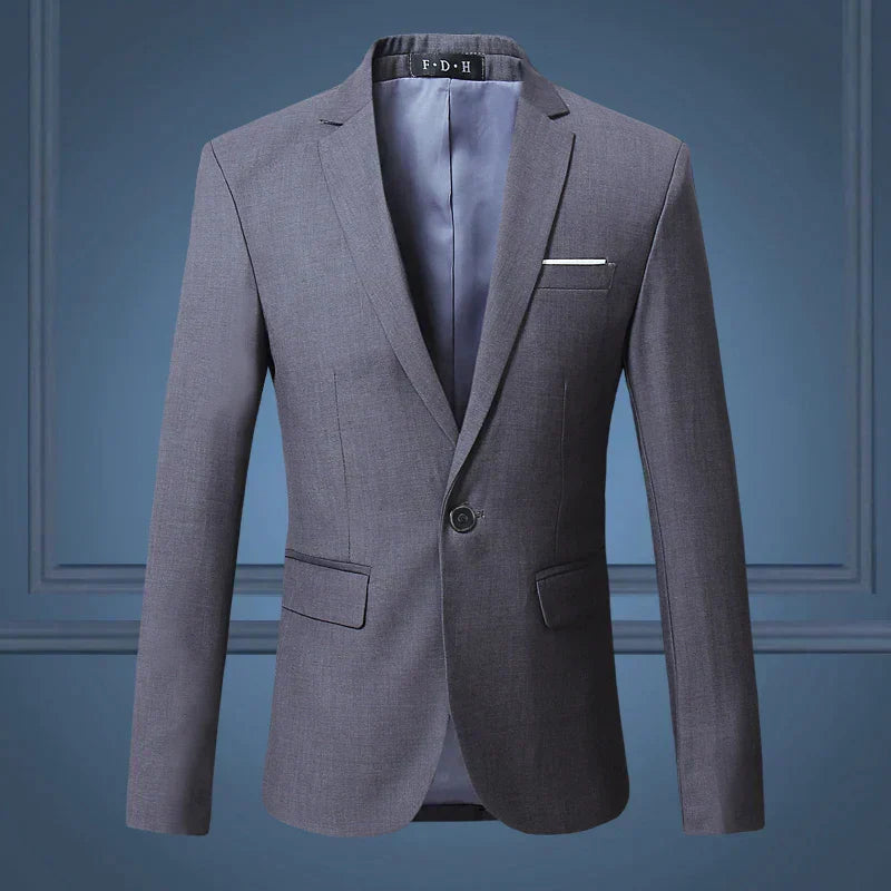 Witte herenblazer met een moderne snit, elegante uitstraling, die een slank silhouet benadrukt en veelzijdig te combineren is.