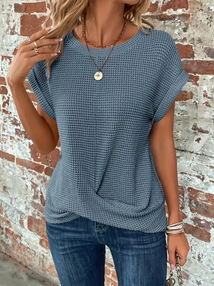 Cybele Dames T-shirt met korte mouwen in wit, elegant design, veelzijdig en comfortabel voor elke gelegenheid in zachte kleuren.