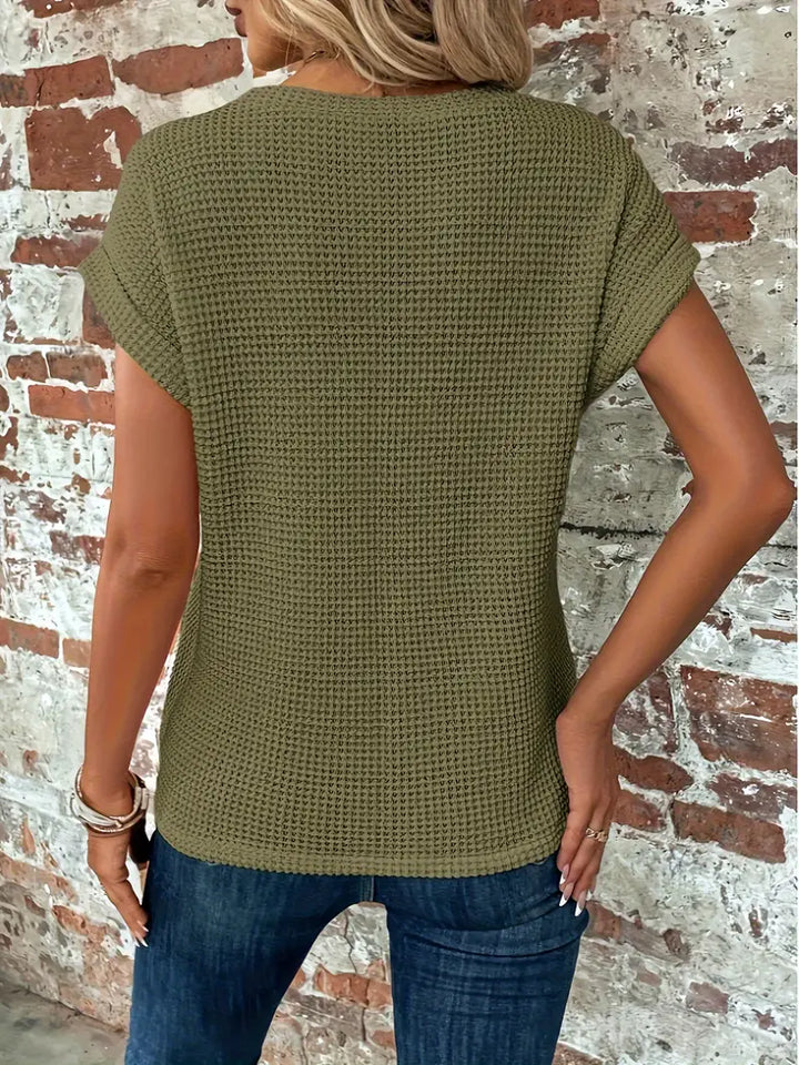 Cybele Dames T-shirt met korte mouwen in wit, elegant design, veelzijdig en comfortabel voor elke gelegenheid in zachte kleuren.