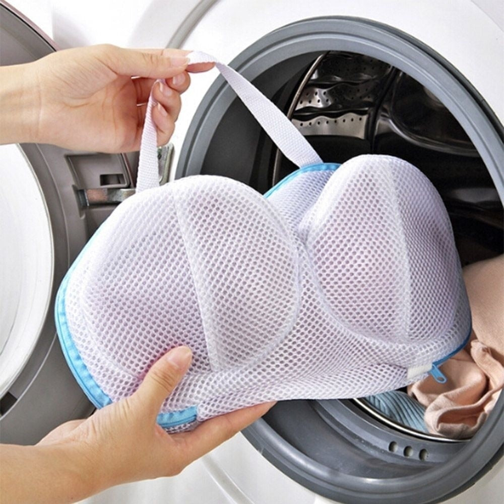 Doorzichtige waszak voor beha's en delicate kleding. Voorkomt schade aan lingerie in de wasmachine.