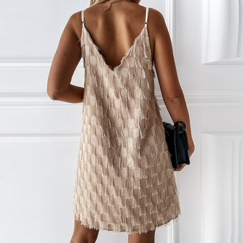 Witte mouwloze mini jurk voor dames met elegante kwastjes en hoge taille, perfect voor lente/zomer.