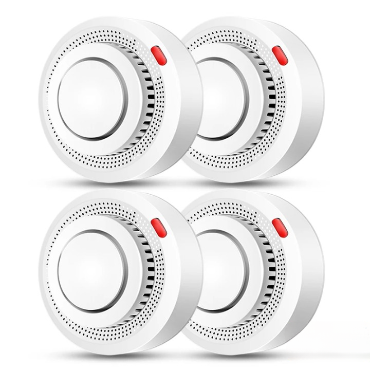 Meerdere Slimme WiFi rookmelders in een woning voor uitgebreide branddetectie en beveiliging via Tuya Smart.