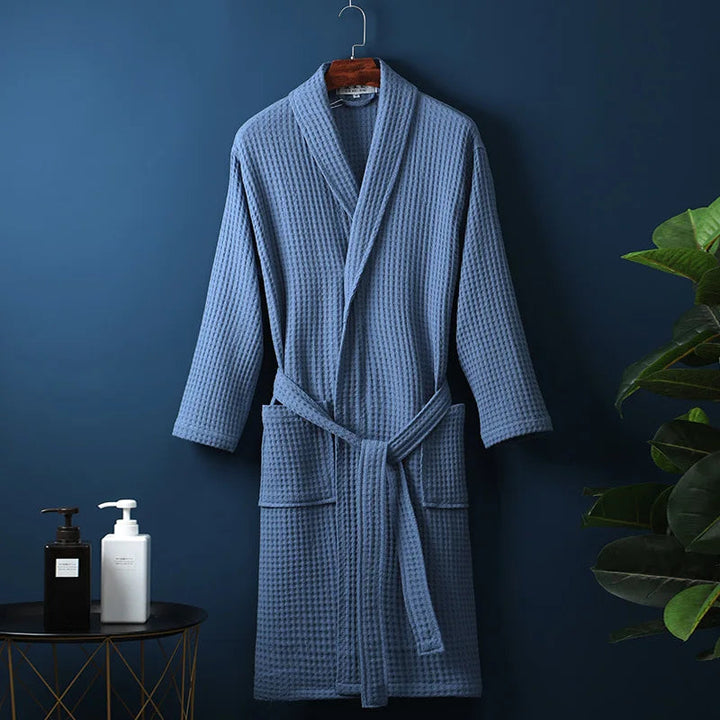 Unisex katoenen badjas Robin, zacht en ademend, voor dagelijks comfort en pure ontspanning.
