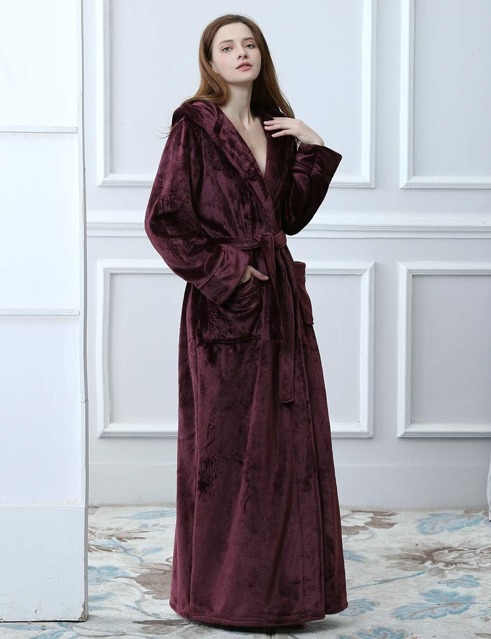 Fluffy fleece badjas met capuchon, ideaal als warme ochtendjas voor hem en haar.